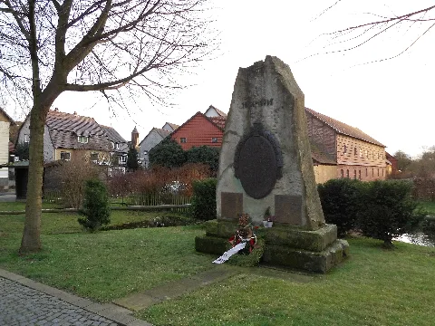 Kriegerdenkmal Eschershausen Uslar
