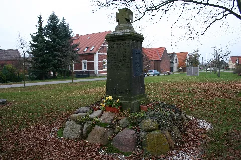 Kriegerdenkmal Goltewitz