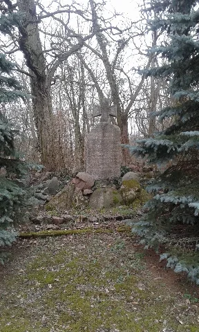 Kriegerdenkmal Küsel 1