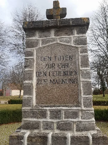Kriegerdenkmal Mützel 3