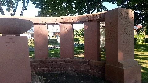 Kriegerdenkmal Rosenberg 03