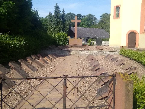 Kriegerdenkmal Ww1 (Kreuz) Und Ww2 (Einzelsteine) Sindolsheim