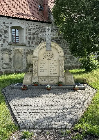 Kriegerdenkmal Zieko 03