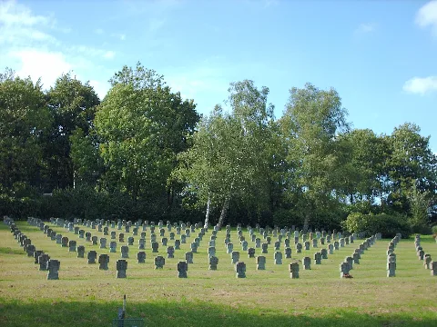 Kriegsgräberstätte Eversberg