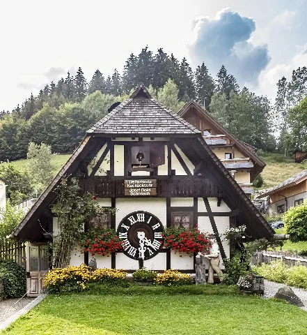 Kuckucksuhr (Schonach) Jm178594