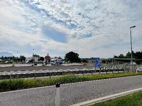 Laakirchen Rest Area Autogrill Lindach Sued 01Asd