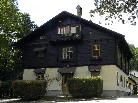 Lainzer Tiergarten Kantinengebäude Und Wohnhaus