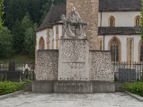 Landeck, Kriegerdenkmal Dm88489 Foto2 2014 07 24 09.24