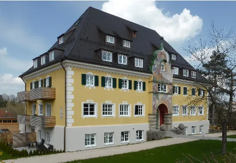 Laufen An Der Salzach, Landwirtschaftsschule, 1