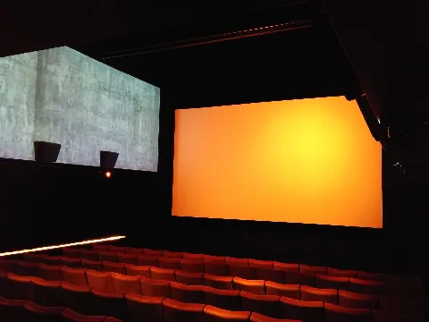 Leinwand Kino Riffraff