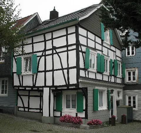 Lennep Kraspuett 3