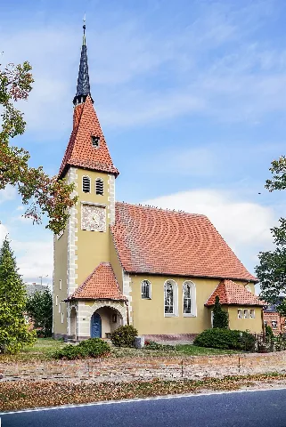 Lennewitz Kirche 02