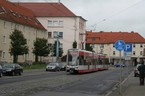 Leuna, Industrietor Geo En.hlipp.de 13343