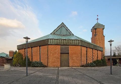 Lev Steinbuechel Franziskuskirche