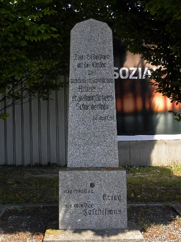 Linz Kleinmünchen Gedenkstele Arbeitserziehungslager Schörgenhub