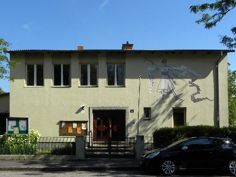 Linz Kleinmünchen Pfarrheim Mit Sgraffito Michael