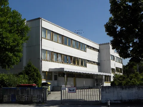 Linz Kleinmünchen Volksschule Scharmühlwinkel