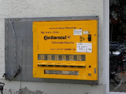 Linz Stmagdalena Fahrradschlauchautomat Mit Leihwerkzeug