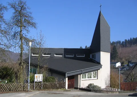 Loessel Brunnenkirche1 Bubo