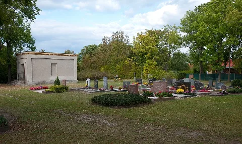 Lsa Plötz Friedhof (1)