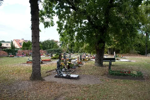 Lsa Plötz Friedhof (2)