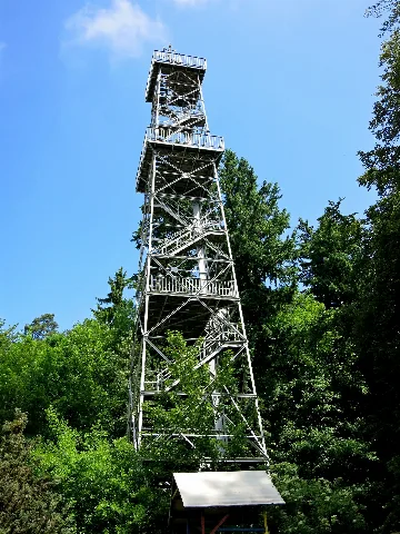 Maiengrünturm