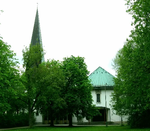 Maisinger Platz Kath. Pfarrkirche St. Joachim Muenchen 1