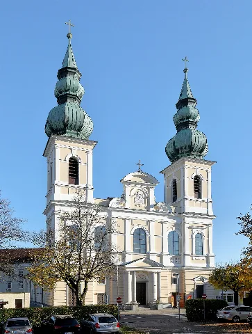 Maria Puchheim Front