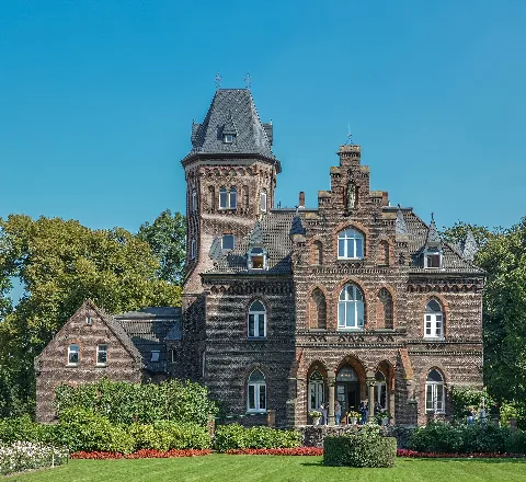 Marienburg Frontansicht (1 Of 1)