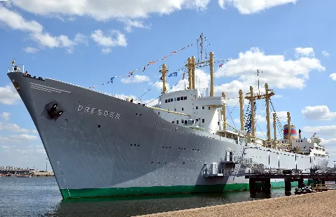 Mecklenburg Vorpommern, Rostock, Museumsschiff 'Dresden' Nik 7966