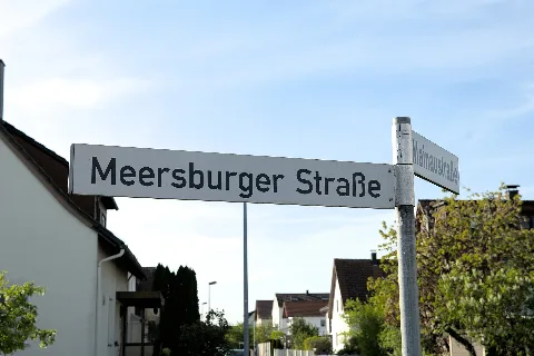 Meersburger Straße (Neu Ulm) Straßenschild