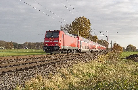 Mehrhoog Db 146 273 Re5 Trein 10516 Naar Emmerich (23128138879)