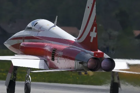 Meiringen Airbase (6993459912)