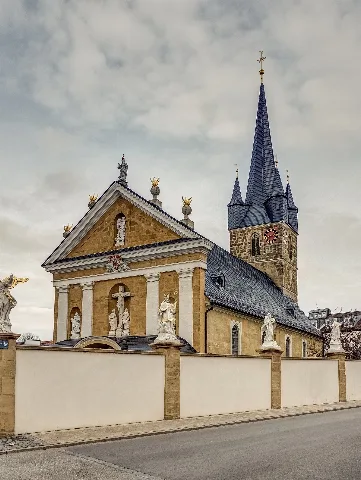 Memmelsdorf Kirche 1050102 Hdr