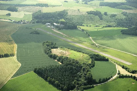 Meschede Schüren Flugplatz Sauerland Ost 407
