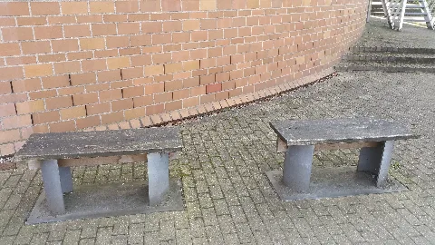 Metallbänke (Erwin Heerich)