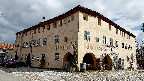 Mexican Style Hotel In Rosenheim Hl. Blut