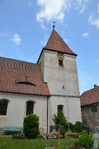 Mitteldachstetten Wehrkirche 002