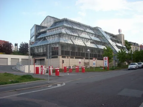 Modern Building, Riesa Geograph.org.uk 1642