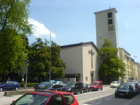 München, Kirchengebäude Der Kath. Pfarrgemeinde St. Andreas (Außen)