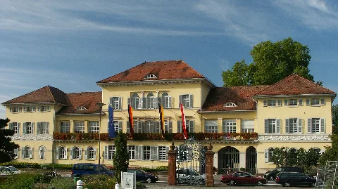 Neckarhausen Schloss Frontansicht