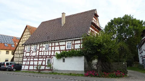 Nehren (Württemberg), Traufseite Gehöft Wertstr. 12 Mit Scheune