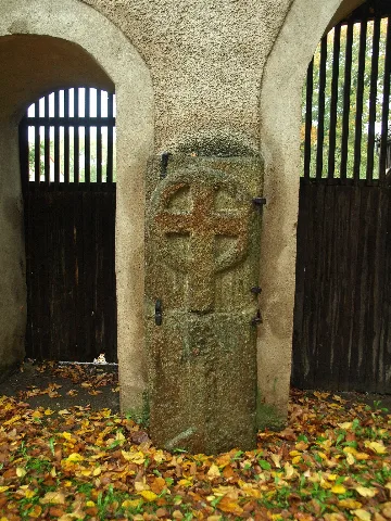Neschwitz Scheibenkreuzstein