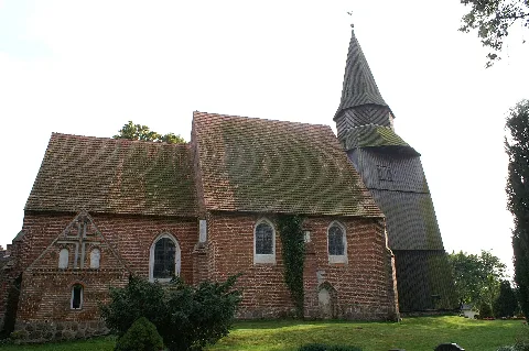 Neuboltenhagen Marienkirche Nordseite