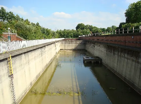 Neue Schleuse, Schleusenpark Waltrop, Sparbecken