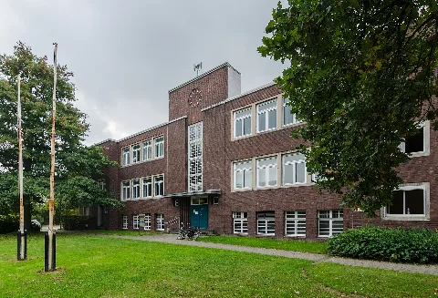 Neukirchen Vluyn, Diesterwegschule, 2014 09 Cn 02