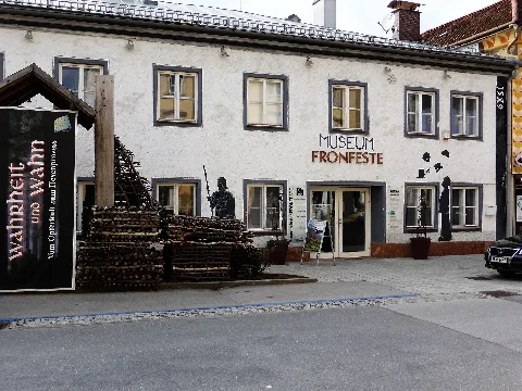 Neumarkt (Hauptstraße 27 1)