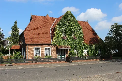 Neumünster Hauptstrasse 77 1