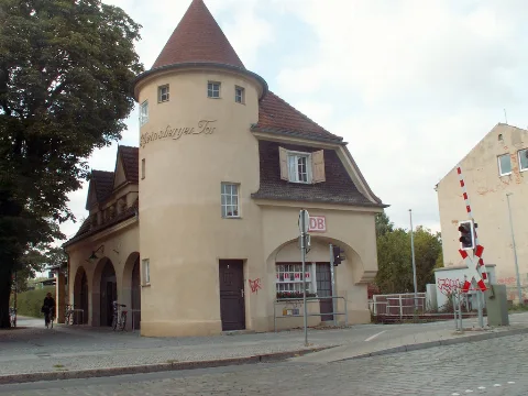 Neuruppin Bahnhof Rheinsberger Tor 01