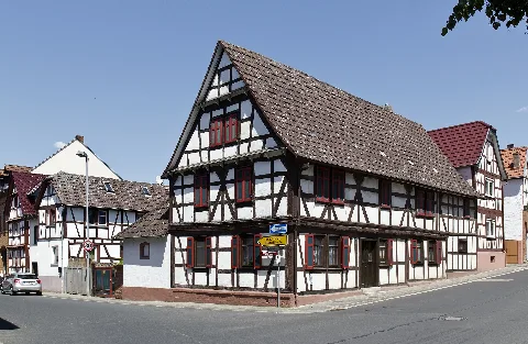 Nidderau Ostheim Fachwerkhäuser 20130606